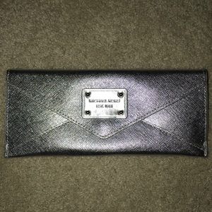 michael kors mini wallet